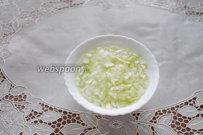 Салат из копчёной скумбрии и свёклы 