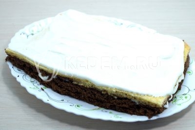 Торт «Новинка» со сметанным кремом