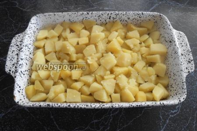 Запеканка из отварного картофеля и жареных шампиньонов 