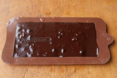 Домашний кето шоколад с обжаренными орехами 