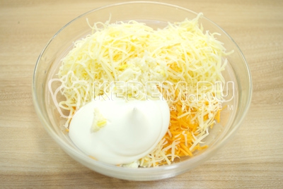 Фаршированные яйца с сыром