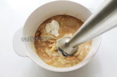 Фасолевый крем-суп с беконом 