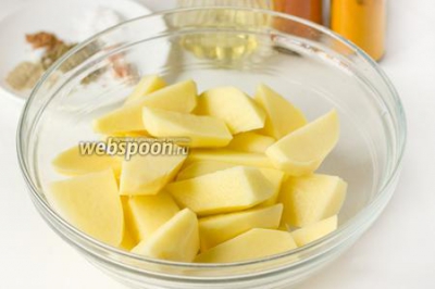 Пряный золотистый картофель в микроволновке 