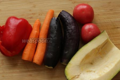Фрикадельки и овощная запеканка с соусом «Бешамель» 
