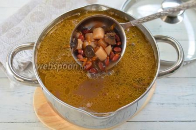 Фасолевый суп с грибами 