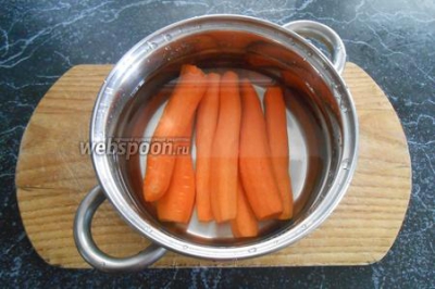 Салат из варёной моркови с сыром  