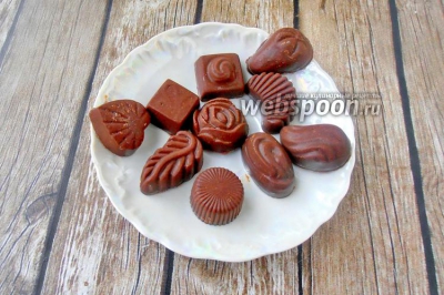 Шоколадные конфеты из кокосовой муки 