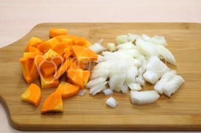 Говядина в горшочках в духовке с картошкой и овощами