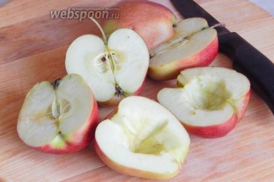 Запечённые яблоки с меренгой 