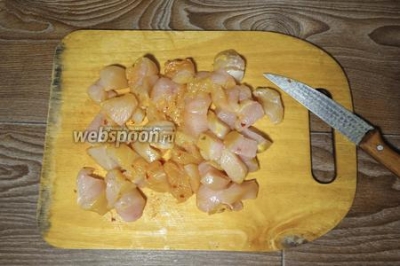 Домашняя лапша с курицей и овощами 