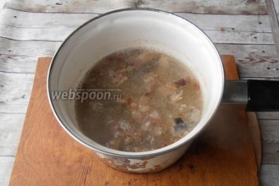 Кето суп с горбушей индейкой и беконом 
